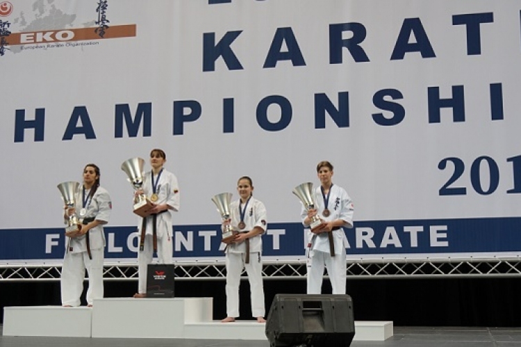 19 évesen bronzérmes a felnőtt Karate EB-n Bán Lili