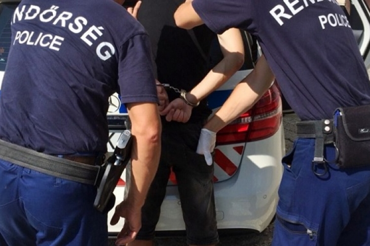 A csornai rendőrök 24 órán belül elfogták az emberölési kísérlet gyanúsítottját