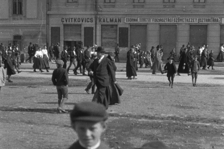 106 évvel ezelőtti, Csornán rögzített filmet nézhetünk meg a Művelődési Központ vetítésén