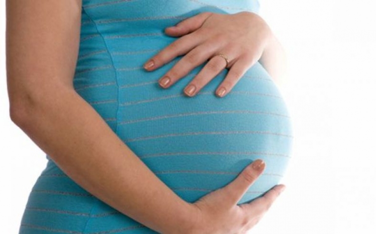Az alábbi terhességi tüneteket ne hagyja figyelmen kívül!