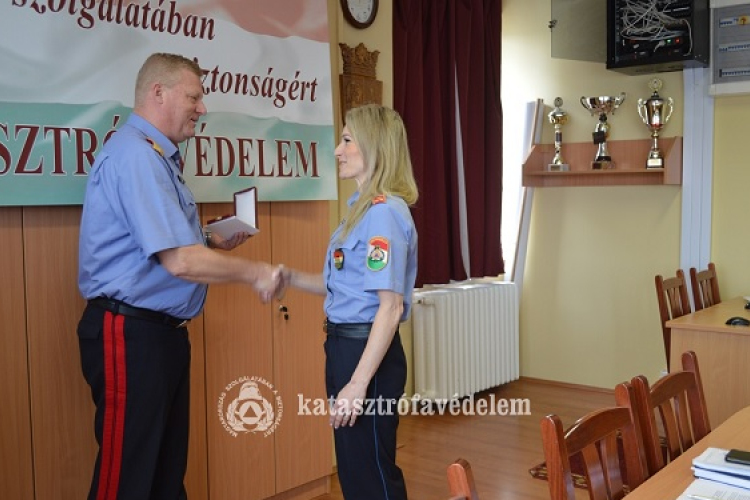 Tűzoltókat tüntettek ki a megyei vezetői értekezleten