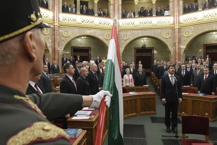 Esküt tett Áder János - az 1867-es kiegyezést ajánlotta a politikusok figyelmébe