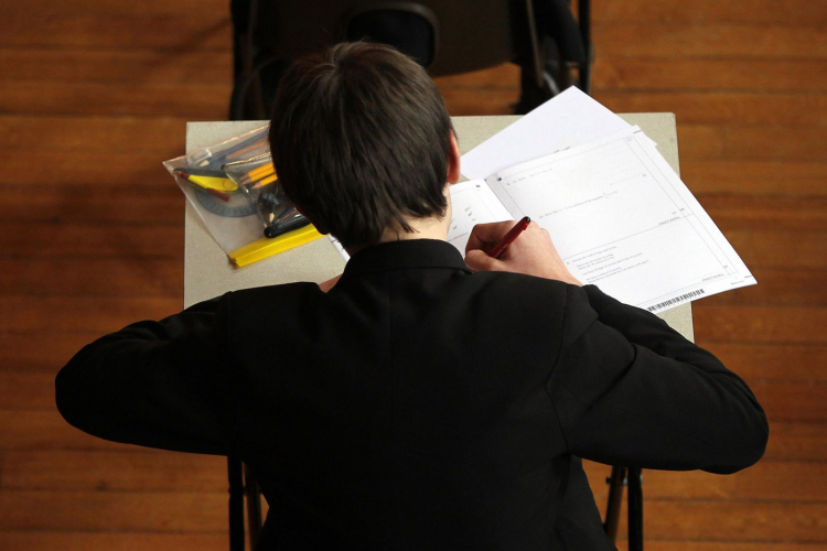 Az érettségi megalapozottabb képet nyújt, mint a régi felvételik