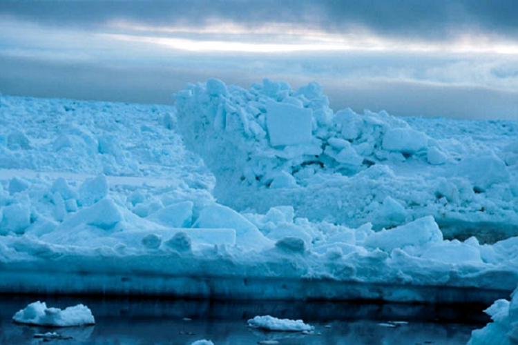 Az Északi-sarkvidék 'sötétedése' is melegíti a Földet