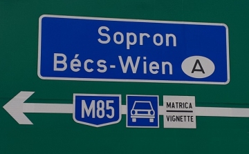 Szerdától már autóúton közlekedhetünk Csornától Sopronig