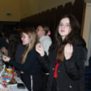 Iskolai adventi vásár a Szent Anna Katolikus Általános Iskola és Óvodában, Szanyban.