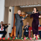 „Házhoz megy a kultúra elnevezésű” program Szanyban.