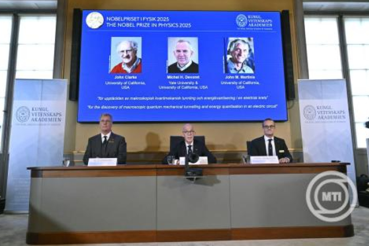 Kvantummechanikai kutatásokért ítélték oda idén a fizikai Nobel-díjat