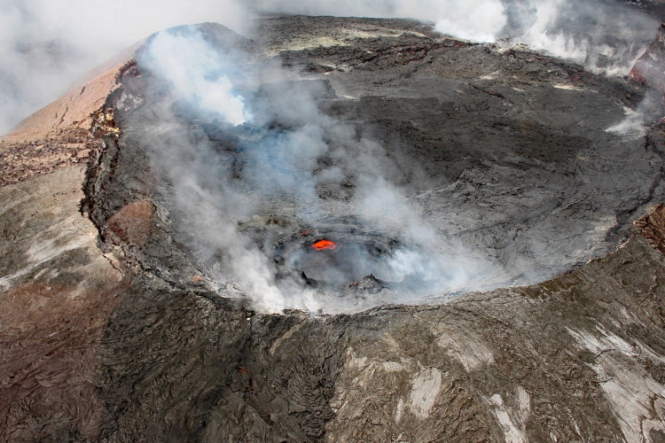 Hatalmas esőzés válthatta ki a hawaii Kilauea vulkán kitörését