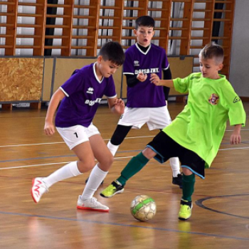 Futsal torna Szanyban.