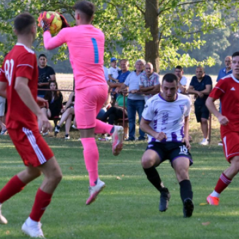 Rábaszentandrás-Szany 2:0 (0:0) bajnoki labdarúgó mérkőzés.