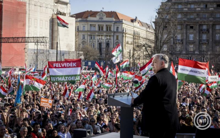 Orbán Viktor: vállalom, hogy ilyen felfordult világban is megőrizzük Magyarországot a biztonság
