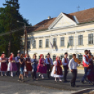 Néptánccsoportok szereplése a szanyi búcsúban. (2022.07.31)