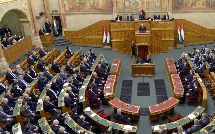 A számvevőszék tavalyi tevékenységét véleményezi a parlament 