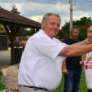 Éremosztó sportünnepség Szanyban