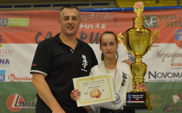 Csillogó ezüst a Szolnoki Nemzetközi Karate versenyről