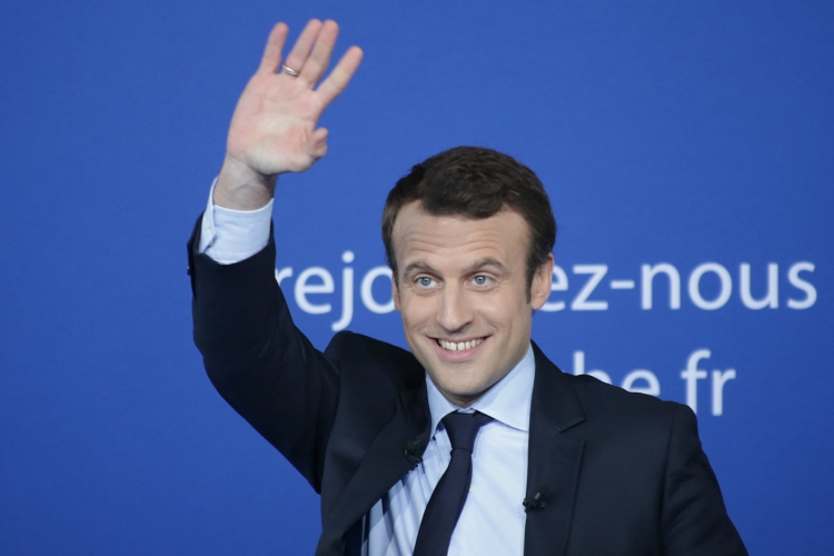 Emmanuel Macron  lett a franciák új elnöke