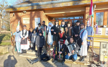 Bohócjárás Mihályiban