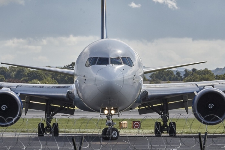 Óriási kár érheti a légiközlekedést a koronavírus miatt