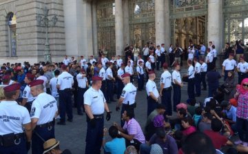 Nem indít és nem fogad vonatokat a Keleti pályaudvar