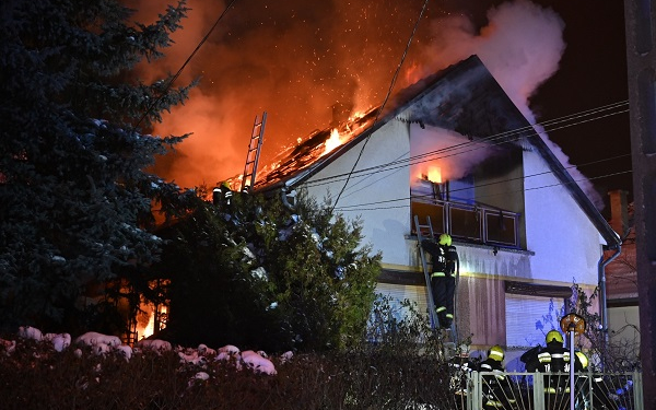 Az év első tizenöt napján már 6 ember vesztette életét lakástűzben