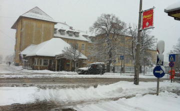 A kórházak munkáját is megnehezítette a rendkívüli időjárás