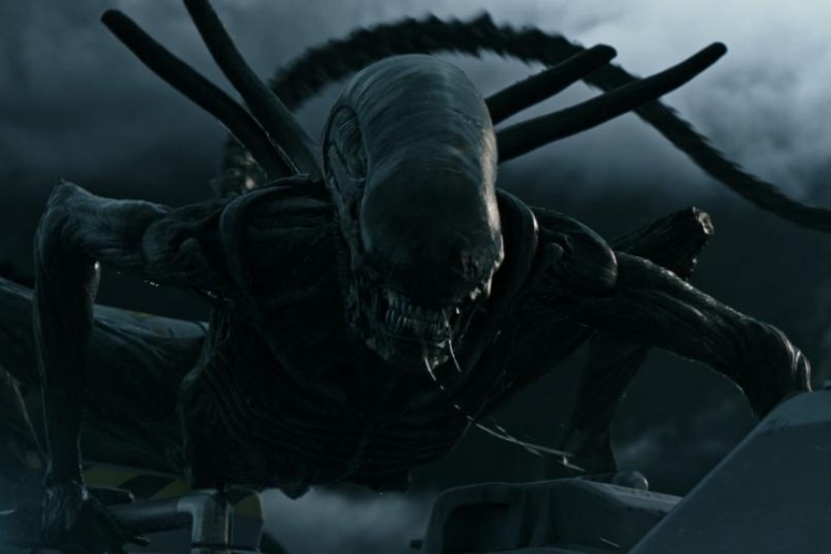 Hollywoodi sztárok is felfigyeltek egy középiskolás Alien-előadásra - VIDEÓVAL
