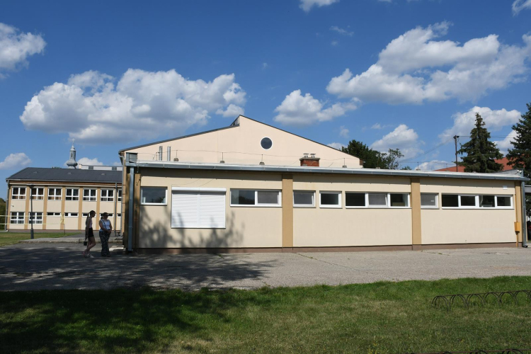 Te Deum hálaadó szentmise, tanévzáró és ballagás a szanyi Szent Anna Katolikus Általános Iskola és Óvodában
