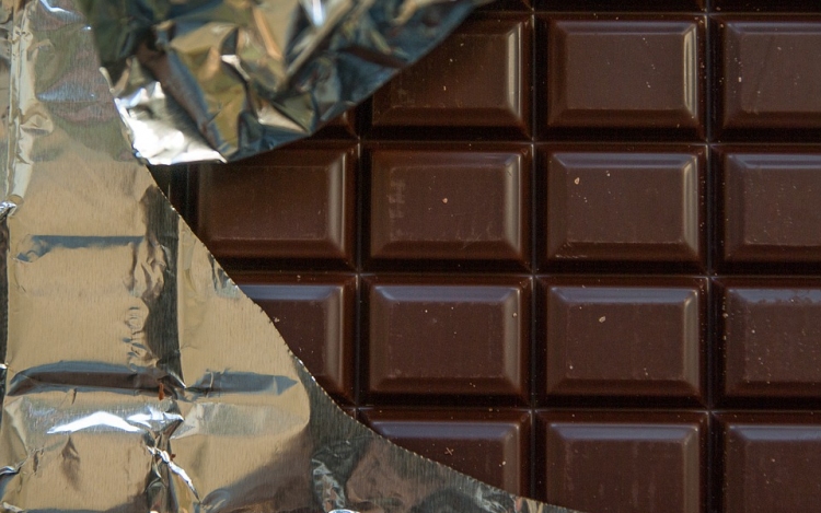 Csokoládékereskedők csaltak el 626 millió forint adót