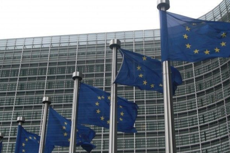 Az EU további hat hónappal meghosszabbította a terrorizmus elleni küzdelmet szolgáló korlátozó intézkedéseket