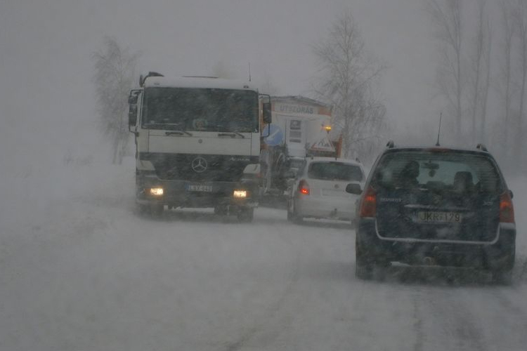 Még mindig le van zárva a 86-os Csorna és Répcelak között