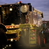 Szili Fénytraktor felvonulás