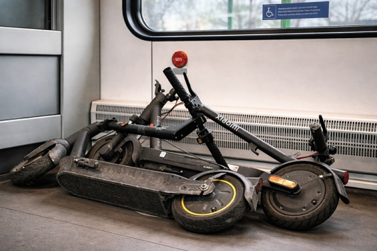 Bringával vagy rollerrel a vonaton