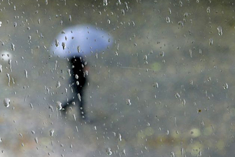 Az ország nagy részén jelentős esőzésre figyelmeztetnek