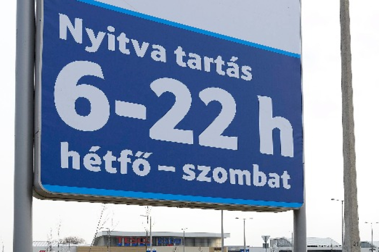 Vasárnapi pihenőnap - A zárva tartásról szóló törvény visszavonását kéri a Liga 