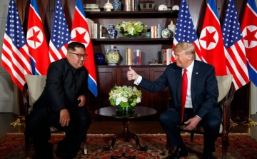 Február végén találkozik Donald Trump Kim Dzsong Unnal