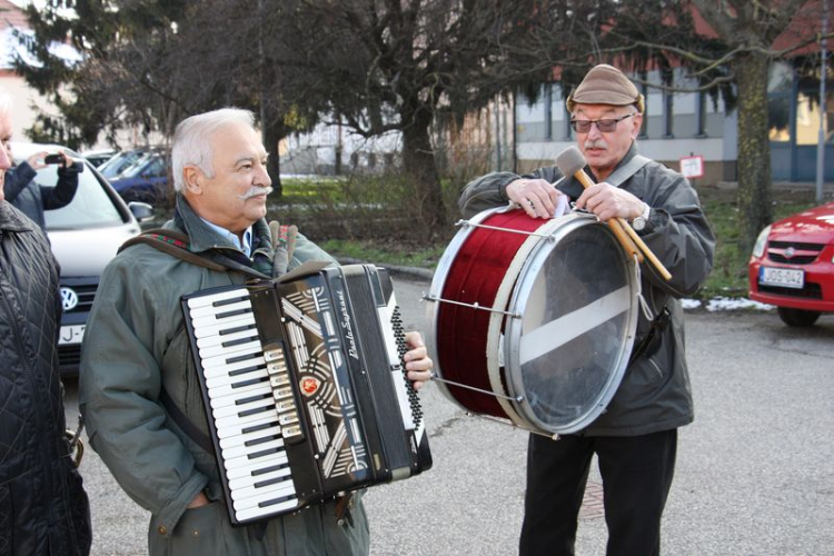 Felkötötték a farsang farkát