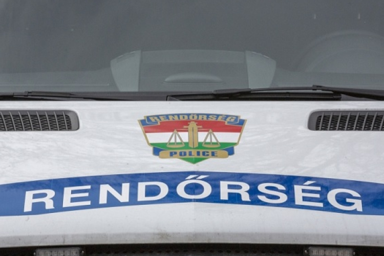 Két ismeretlen károkozó autóst keresnek a rendőrök