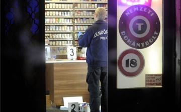 Kirabolt egy dohányboltot egy fegyveres Budapesten