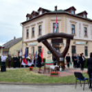 Megemlkékezés Szanyban a Kárpát- Haza- Emlékműnél a trianoni békediktátum 100. évfordulója alkalmából.