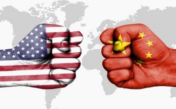 Évtizedes konfliktusra lehet számítani Kína és Amerika között szakértő szerint