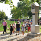 Kisboldogasszony napi zarándoklat – Szent Anna Katolikus Általános Iskola és Óvoda ünnepi rendezvénye Szanyban