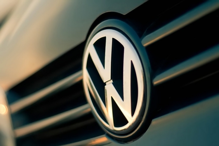Pert indítottak részvényesek a Volkswagen ellen a dízelbotrány miatt