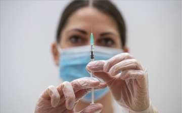 A jövő héten elkezdik beadni a második dózist a védőoltásokból Spanyolországban