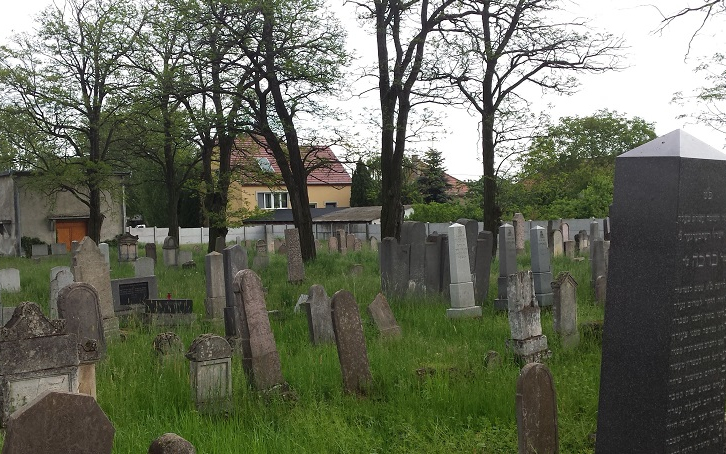 Emlékező séta a csornai izraelita temetőben