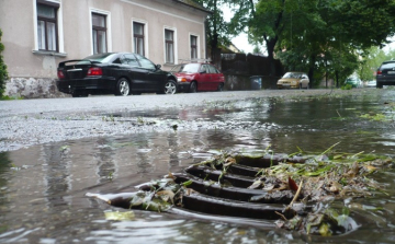 Mire érdemes figyelni a zivatarok idején?