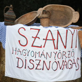 II. Falusi disznóvágás Szanyban.