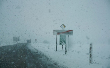 Havazás - Ismét figyelmeztetések a hétfőre várható rossz idő miatt