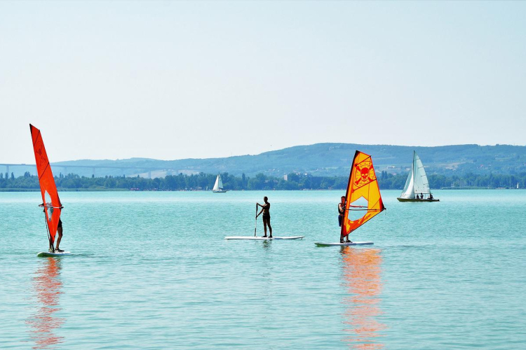 Megtartják szombaton a 40. Balaton-átúszást
