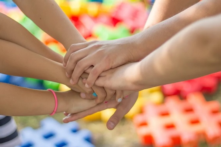 Családsegítő állást hirdetett a kónyi szociális központ